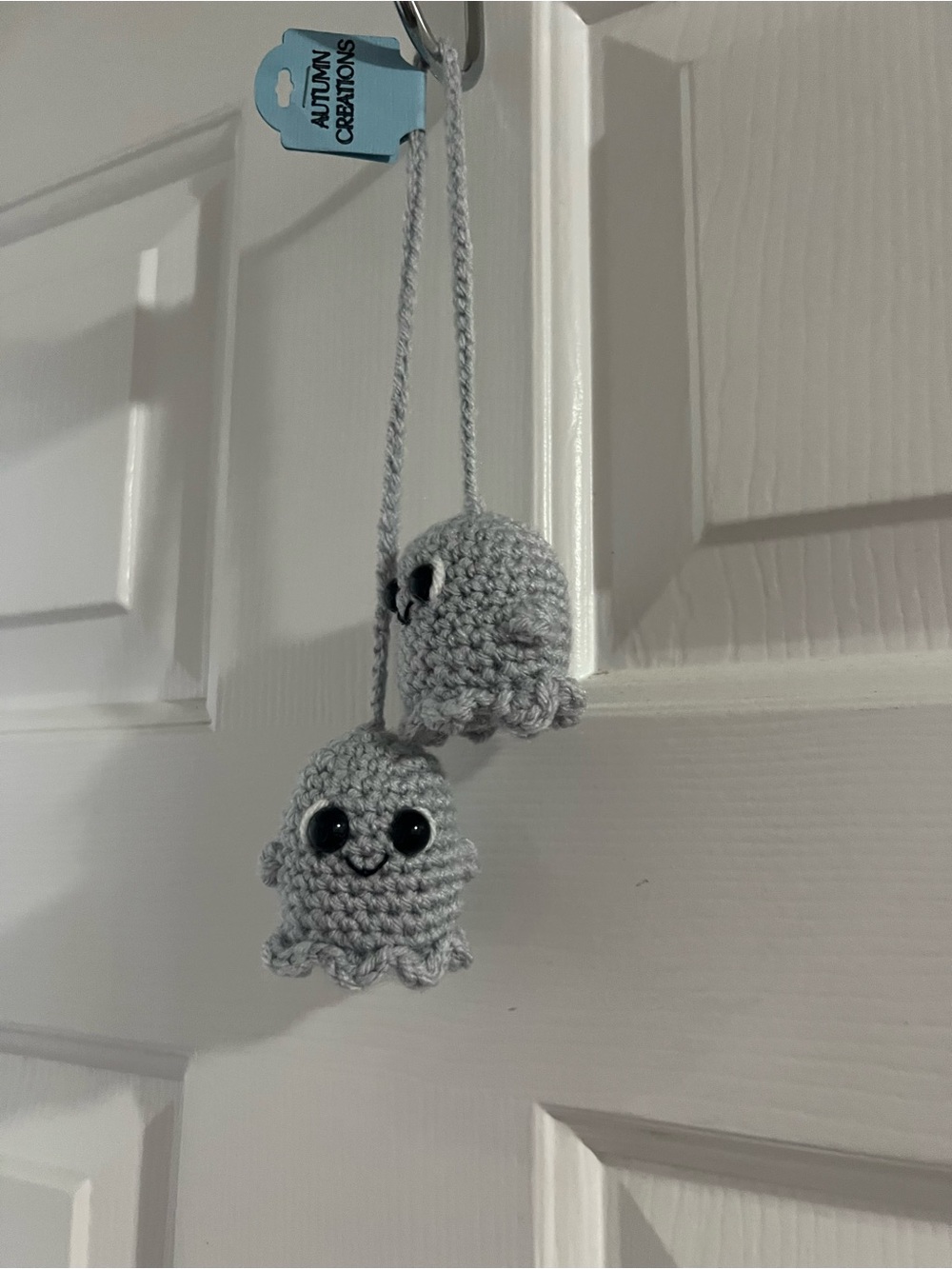 Crocheted Ghost Rearview Mirror Hanger 👻 - Picture 2 of 5